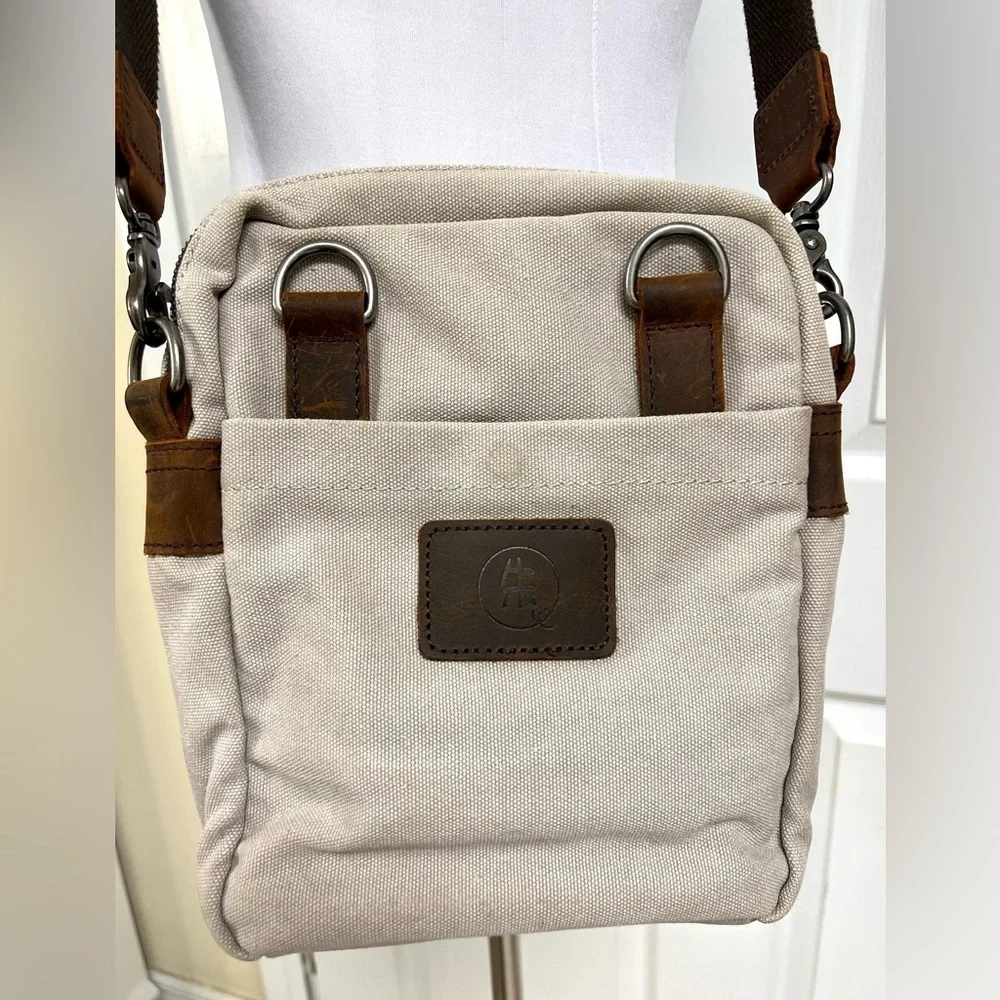 united leather this messenger